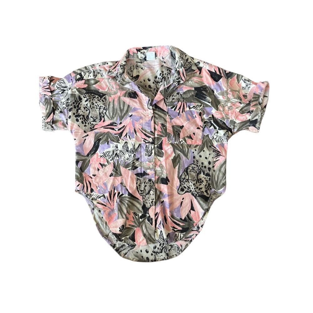 Maggie Sweet women’s medium 100% cotton button up cheetah collared jungle animal